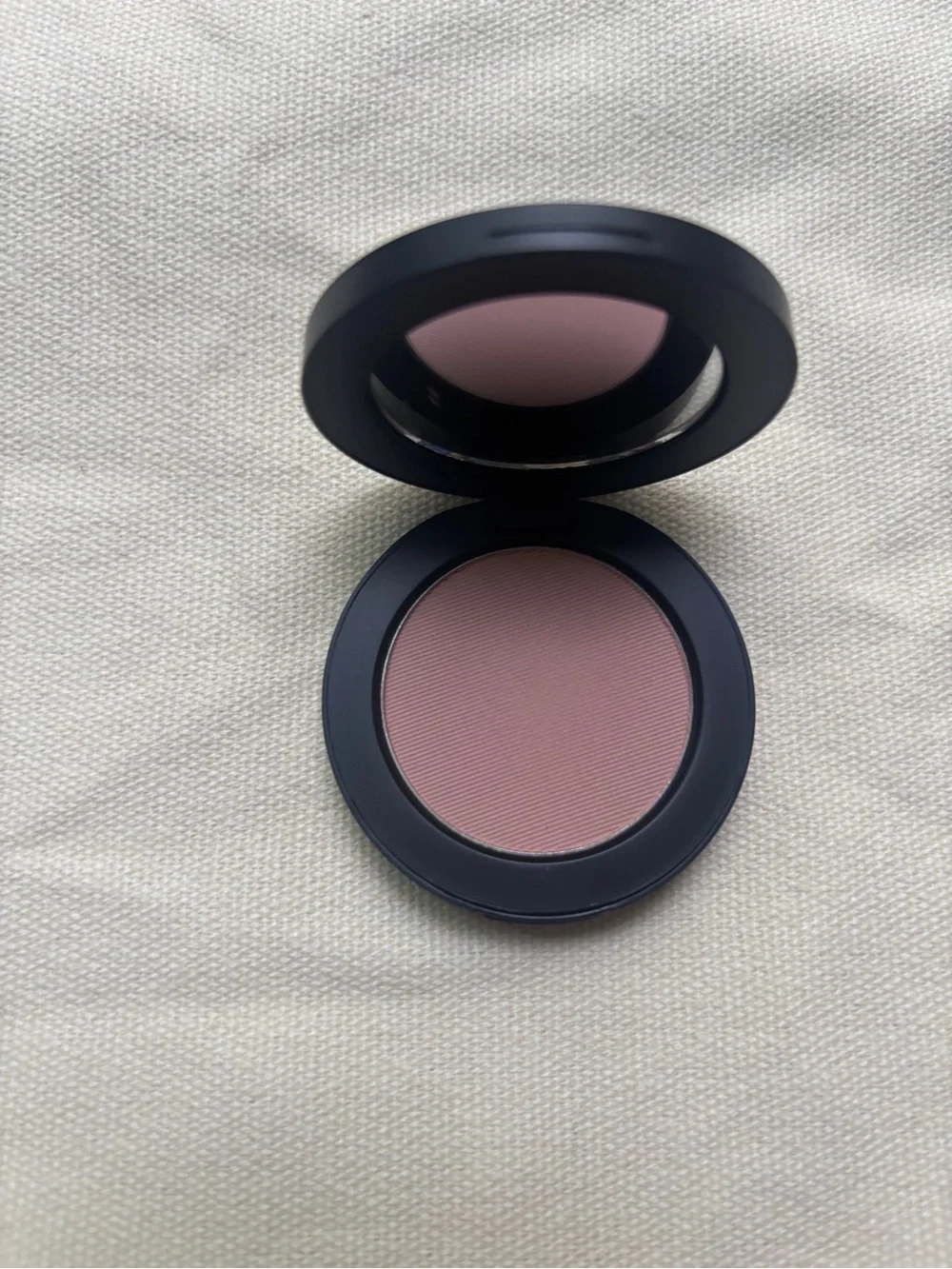 Youngblood Pressed Mineral Blush in BASHFUL